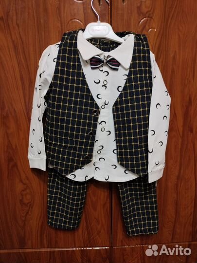 Костюм на мальчика 98