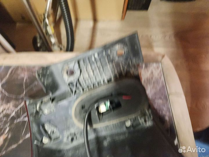 Задняя правая фара Toyota Land Cruiser 200