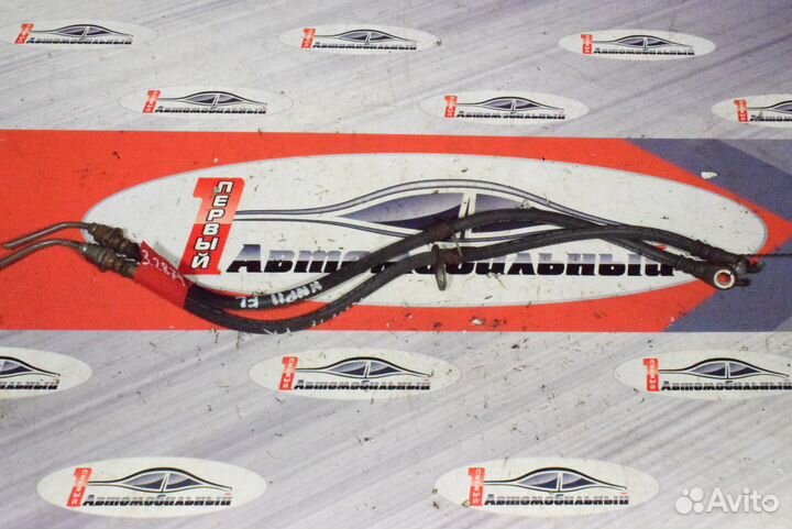 Тормозной шланг перед c Toyota ist NCP61 1NZ-FE