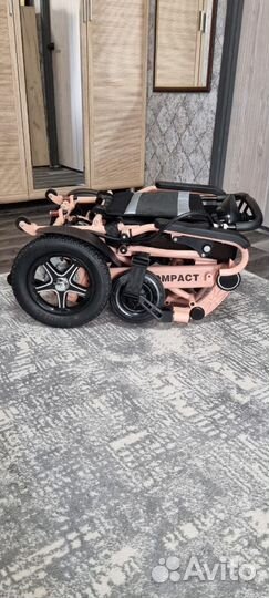 Инвалидная коляска с электроприводом