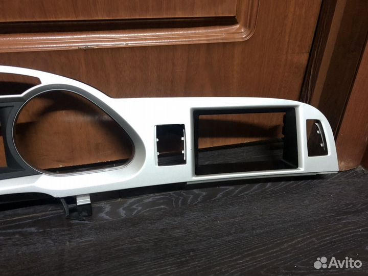 Накладка на панель приборов Audi A6 4F1857115F