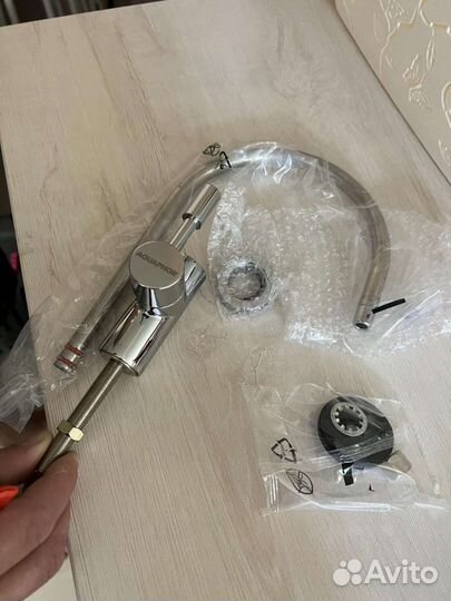 Кран для фильтра питьевой воды