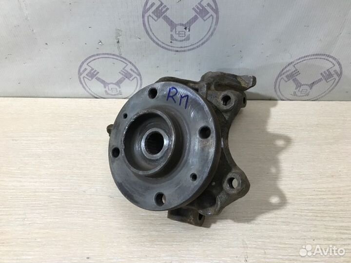 Кулак поворотный передний правый передний правый