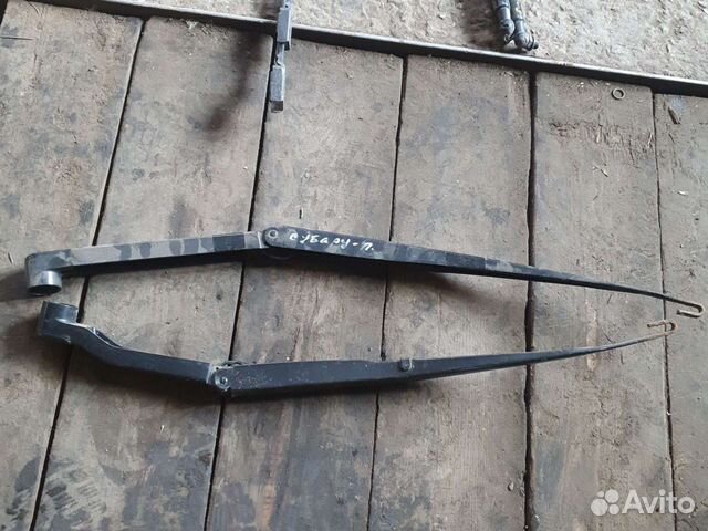 Поводок дворника Subaru Outback B13