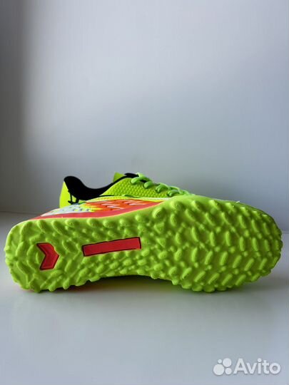 Новые Футбольные Сороконожки Nike и Adidas