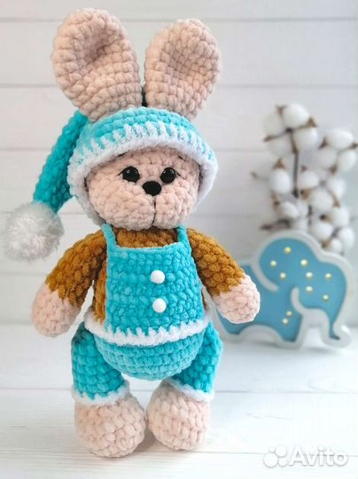 Вязаный зайчик, зайка плюшевая (ручная работа)