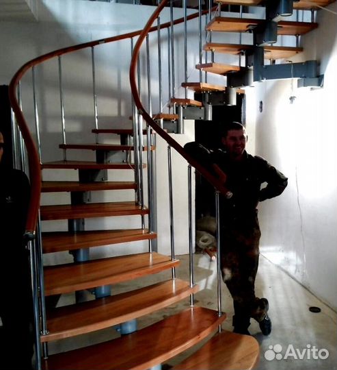 Лестница на монокосоуре