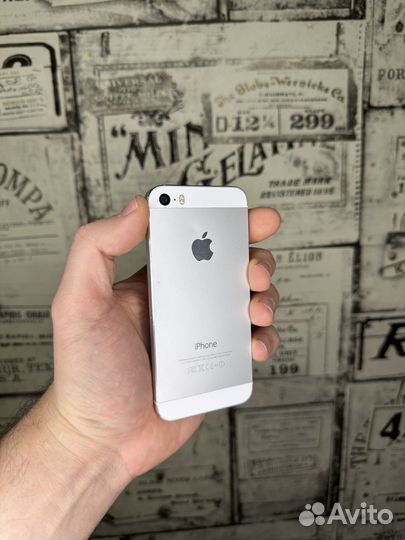 iPhone 5S, 64 ГБ