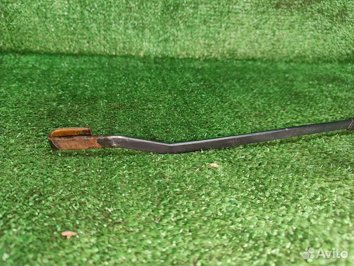 Поводок заднего дворника Skoda Felicia