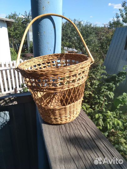 Корзина плетеная
