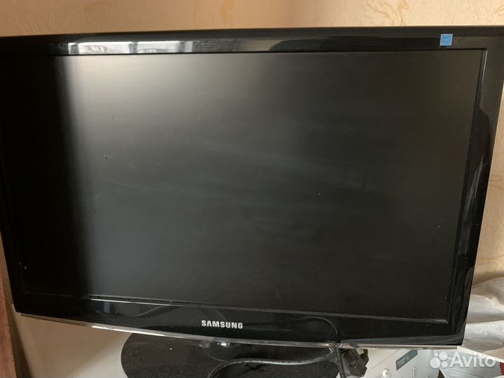 Монитор Samsung