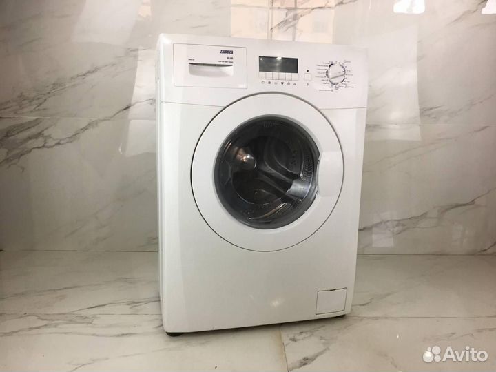 Стиральная машина бу Zanussi 5 кг