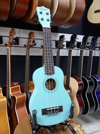 Укулеле Голубое Новое