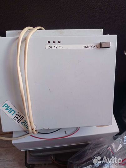 Блок питания резервный 24 в, 12 в