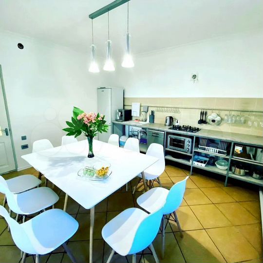 Дом 385 м² на участке 10 сот.