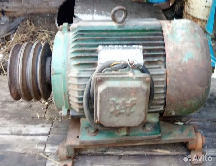 Проодам электродвигатель
