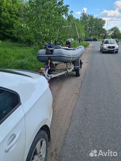 Лодка риб Тритон 340 с мотором б/у