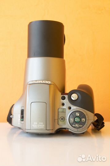 Пленочный фотоаппарат Olympus IS-300 + примеры