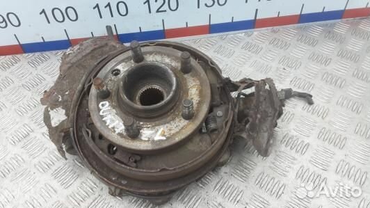 Ступица задняя левая land rover discovery 3 (OUK17