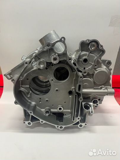 Картер двигателя Grizzly 550/700 Viking 700