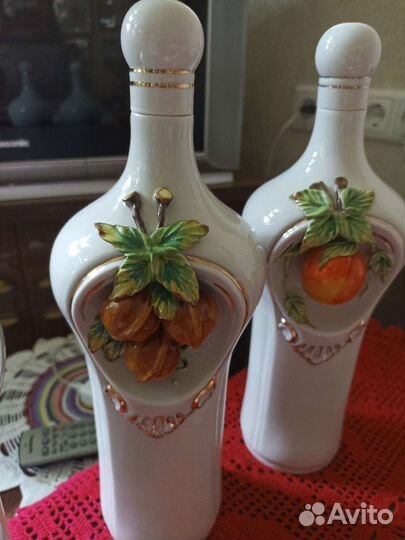 Штофы фарфоровые