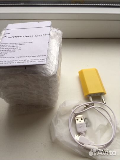 Беспроводная колонка + адаптер питания