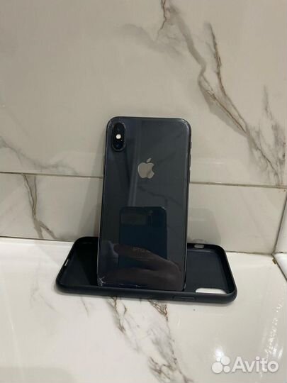 iPhone X, 64 ГБ