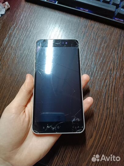 Xiaomi Redmi Note 5A, 2/16 ГБ