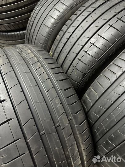 Pirelli P Zero PZ4 275/45 R21