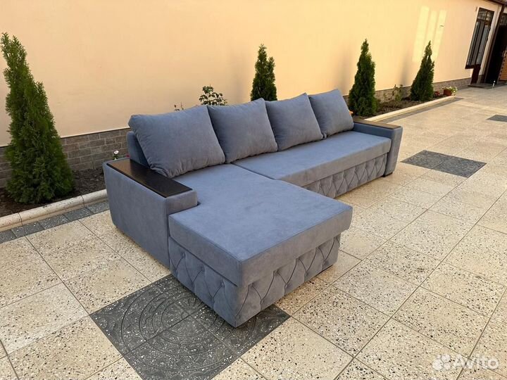 Диван с атаманкой