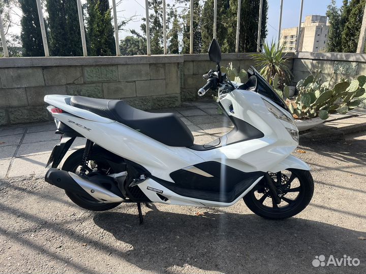 Скутер honda PCX 150