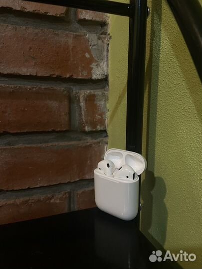Airpods 2