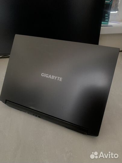 Игровой ноутбук gigabyte i5, rtx 3050ti, 16/512gb