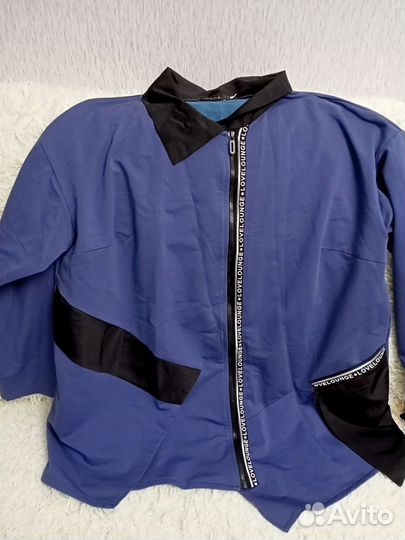 Спортивный костюм