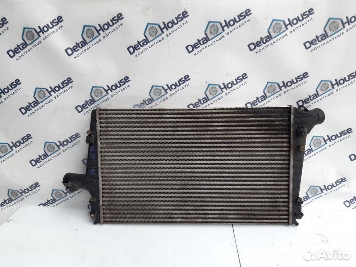 Интеркулер Audi A6 C5 2002