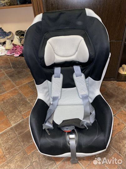 Детское кресло chicco 9-18 кг