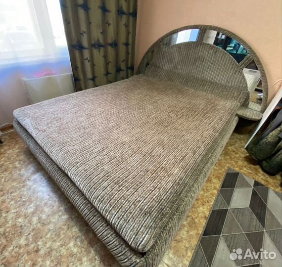 Кровать двухспальная 160 200 бу