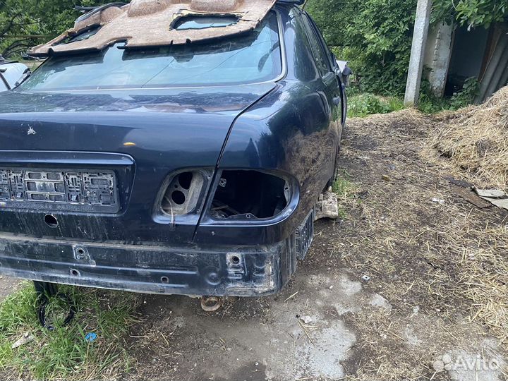 Задние Крылья Мерседес 210