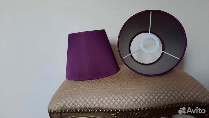 Туалетный столик с откидным зеркалом