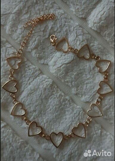 Ожерелье чокер с сердцами