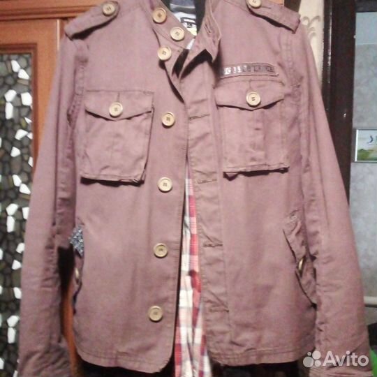 Фирменая курка Lewjs