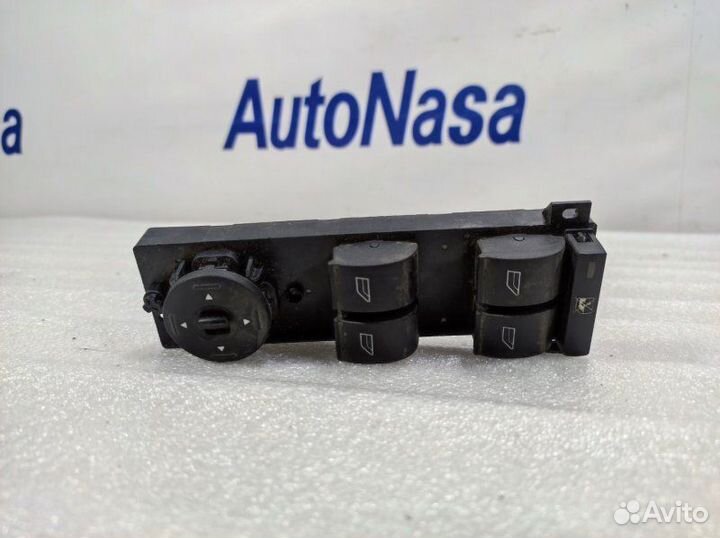 Блок управления стеклоподъемниками Ford Focus 2