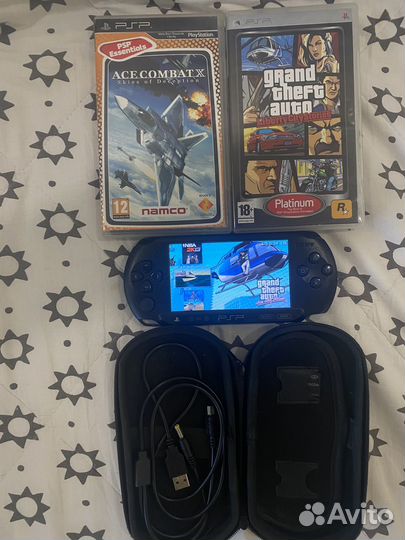 Продам Sony PSP e1008 Street + 2 игры в подарок