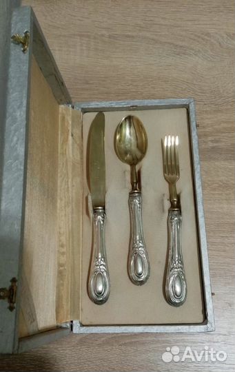 Набор столового серебра