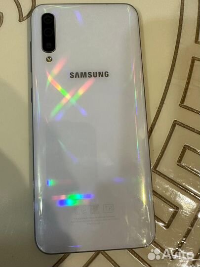 Samsung a50