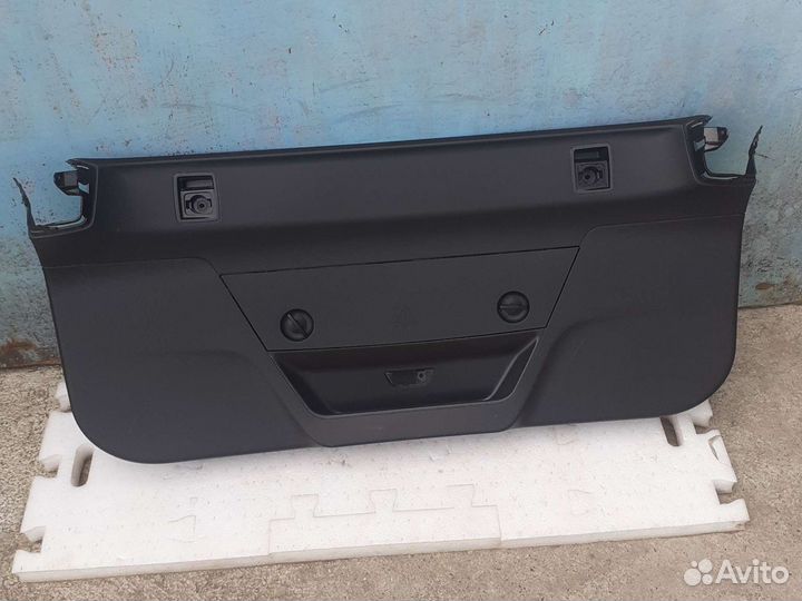 Обшивка крышка багажника BMW X6 G32