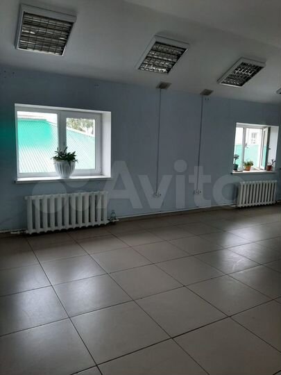 Торговая площадь, 180 м²