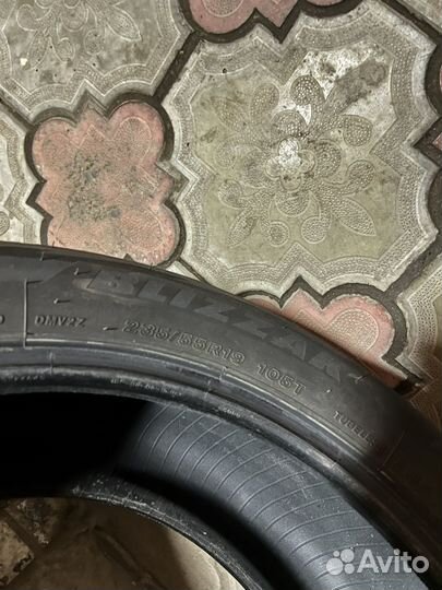 Bridgestone Blizzak DM-Z2 235/55 R19 105T