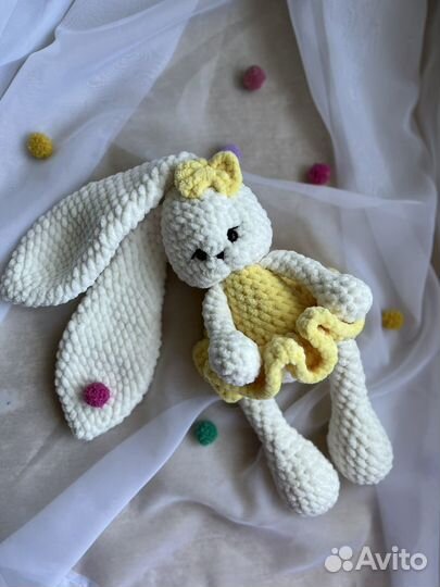Заяка-балерина вязаная ручная работа