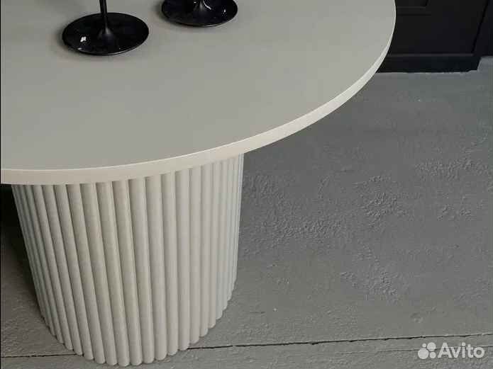 Кухонный стол